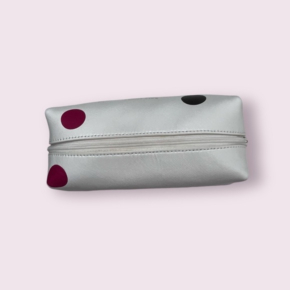 Kate Spade Polkadot Zipper Pouch? Cosmetic Bag - Picture 4 of 7